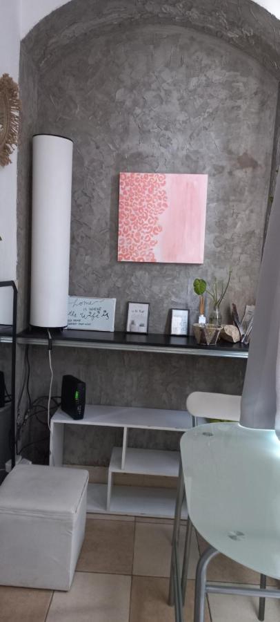3 Con Balcones Y Alem Chic Monoambiente Y Estudio Para 1 3 Apartment